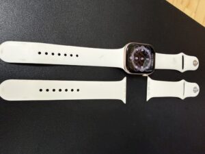 Apple Watchのバンドの汚れは激落ちくん