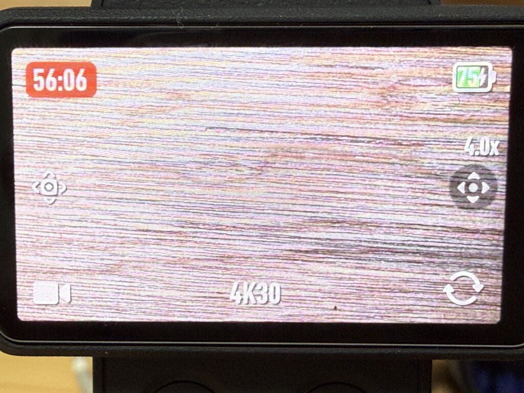 OSMO Pocket4は撮影しながら充電できない？